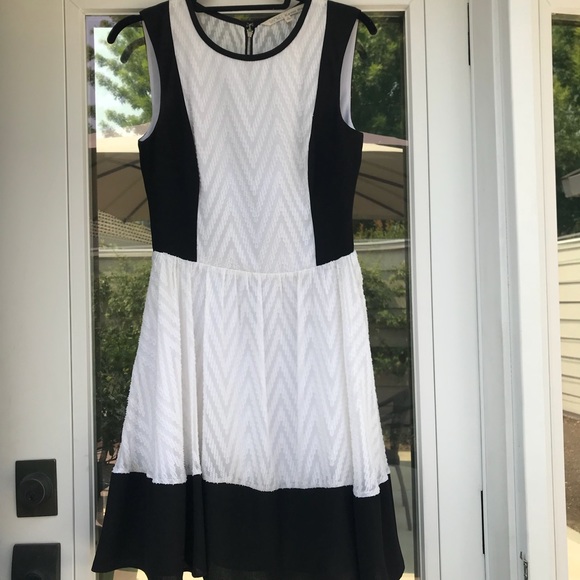 rachel roy white dresses